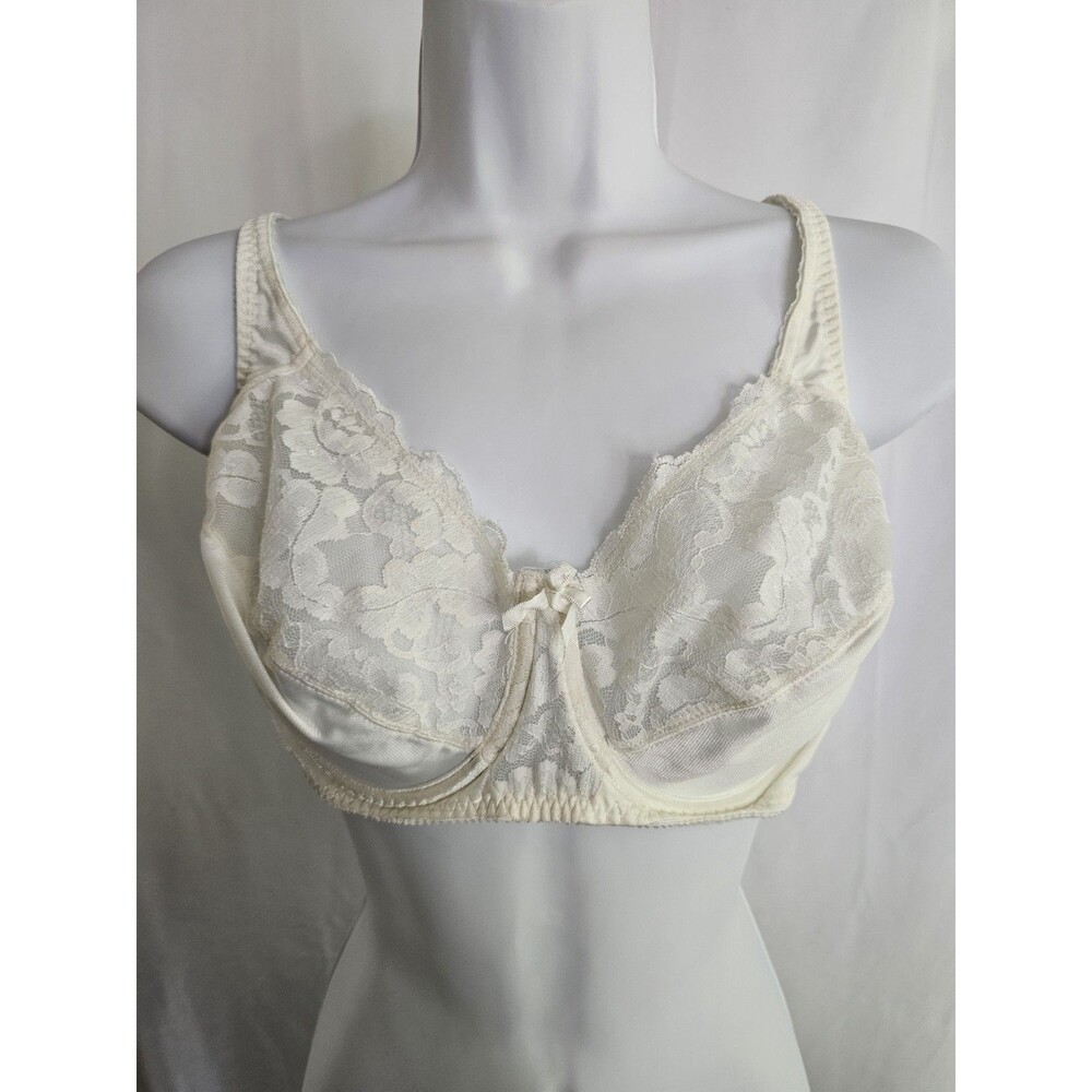 Vassarette Lace Underwire Bra Ivory Cream Womens Size 38C Vintage